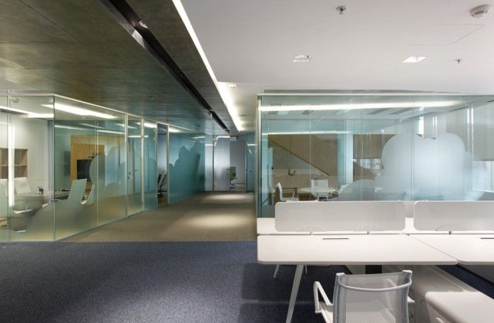 vách kính văn phòng đẹp 255