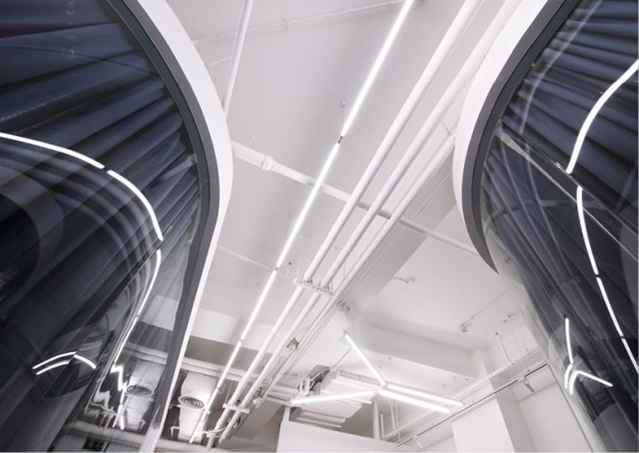 vách kính văn phòng đẹp 248