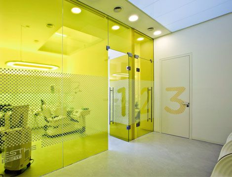 vách kính văn phòng đẹp 299