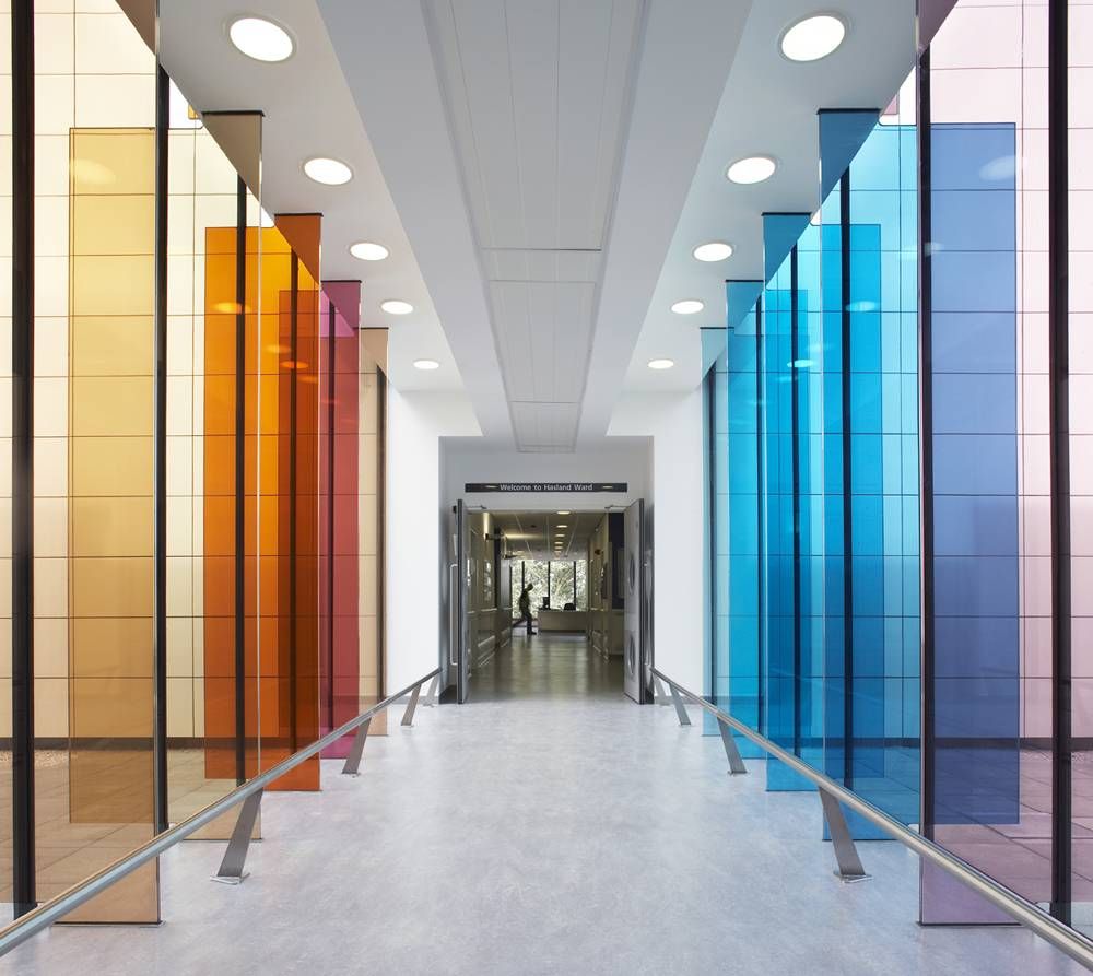 vách kính văn phòng đẹp 345