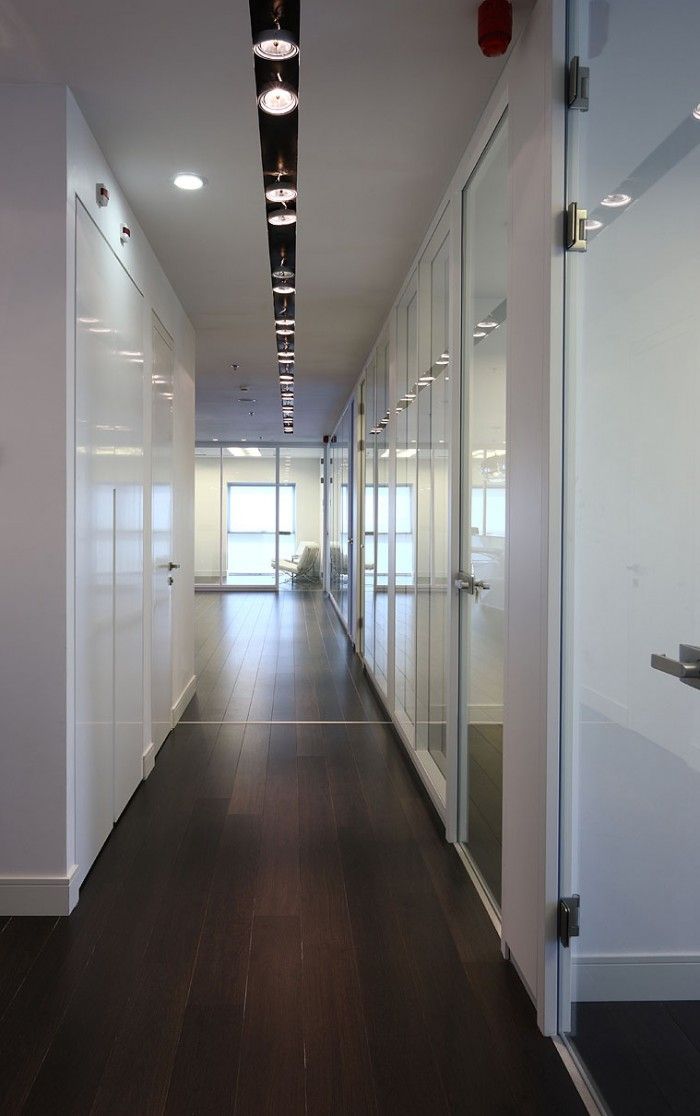 vách kính văn phòng đẹp 395