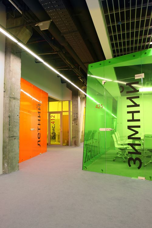 vách kính văn phòng đẹp 438